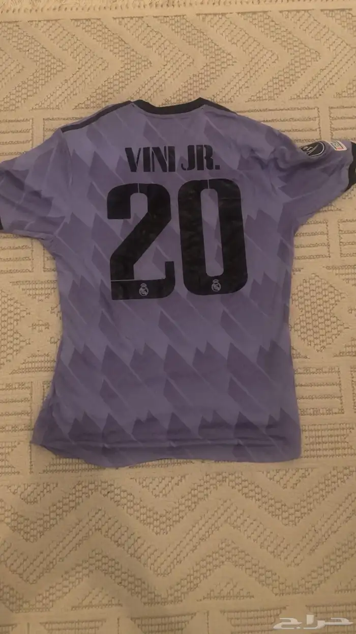 تيشيرت نادي ريال مدريد فينسيوس الأصلي 0