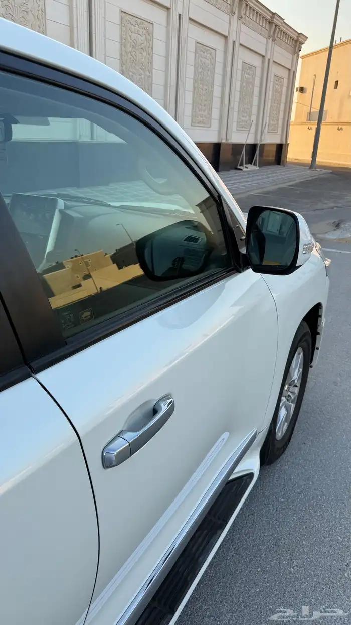 لاندكروزر GX.R 3 موديل 2018 شرط 35