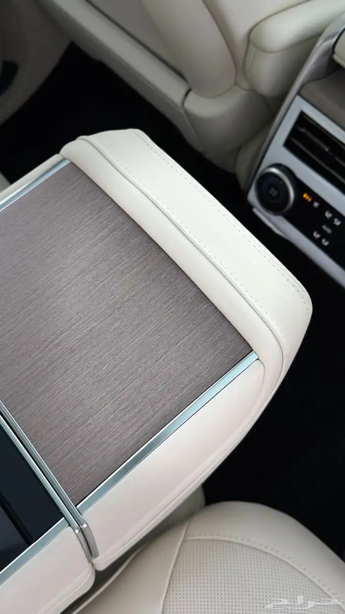 رنج روفر اوتو بيوغرافي 2025 اوف وايت 9