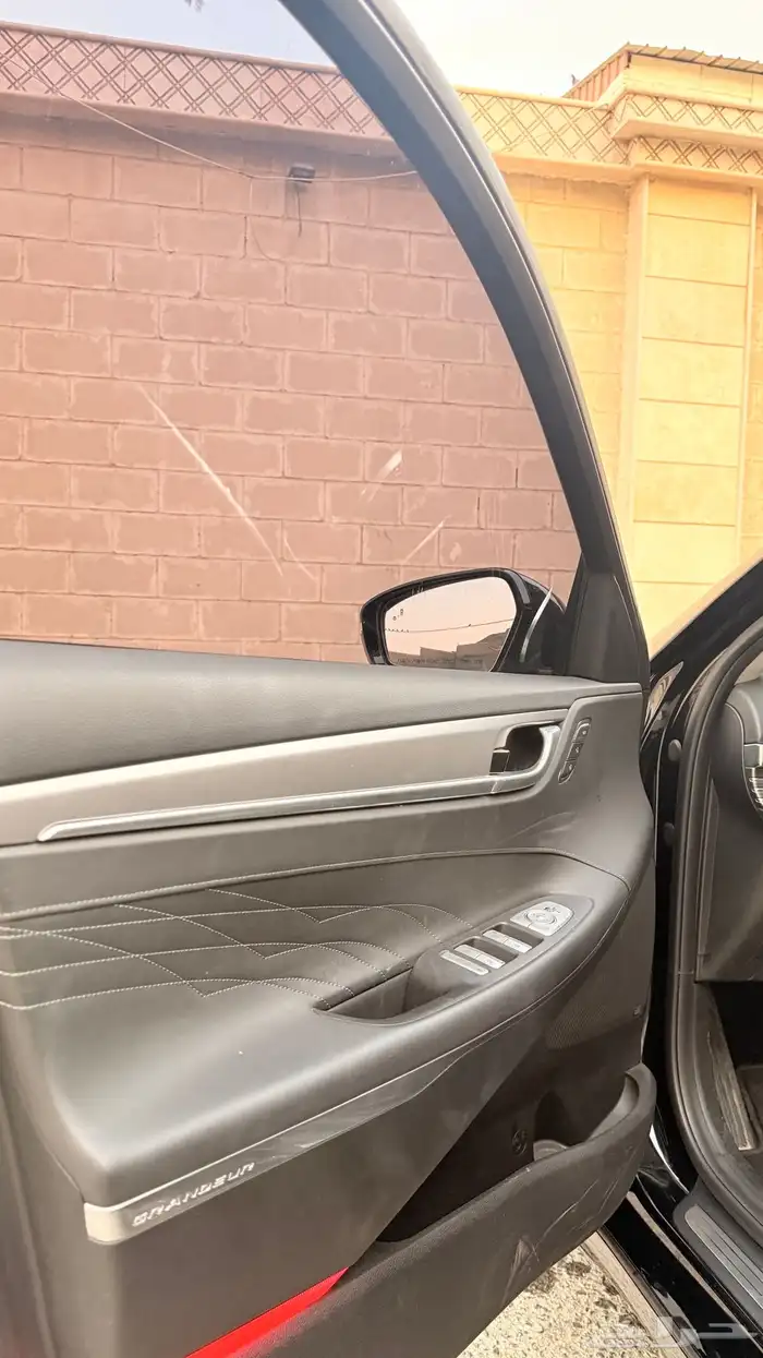 هيونداي ازيرا 2022 ( بنزين) v6 فل كامل بانوراما 7