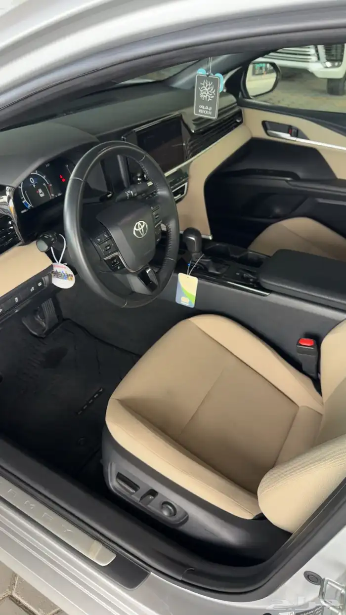 كامري 2025 سعودي LE (بنزين) ب 98.500 6