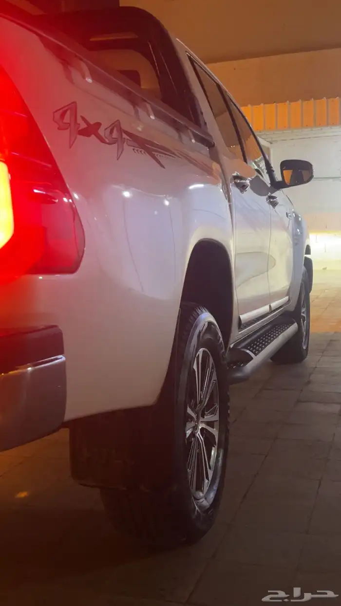 هايلوكس 2024 دبل اتوماتيك بنزين 8