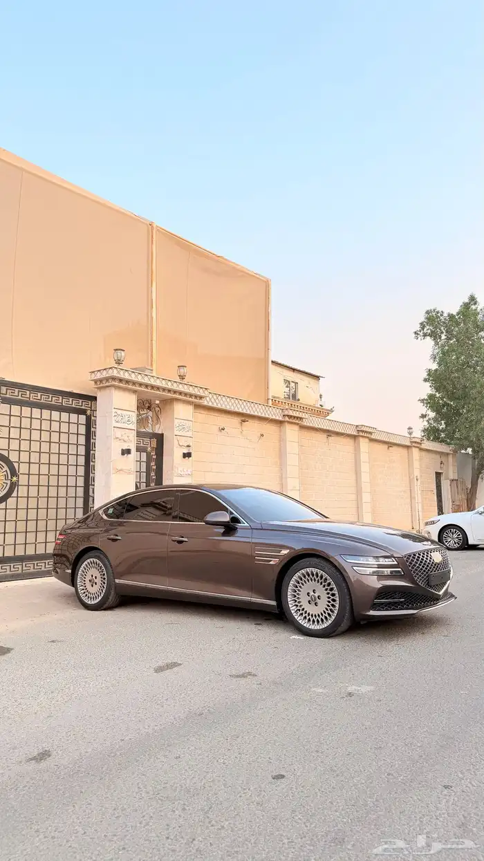 جنسس GV80 2021 ( بنزين 6V ) فل اوبشن بحالة الوكالة 3