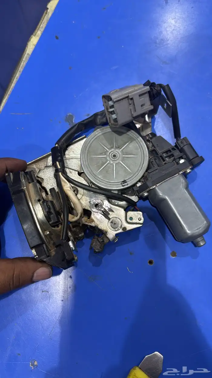 قطع ربع من 2010 الى 2024 مستعمله ضمان وذا حاب مع التركيب 3