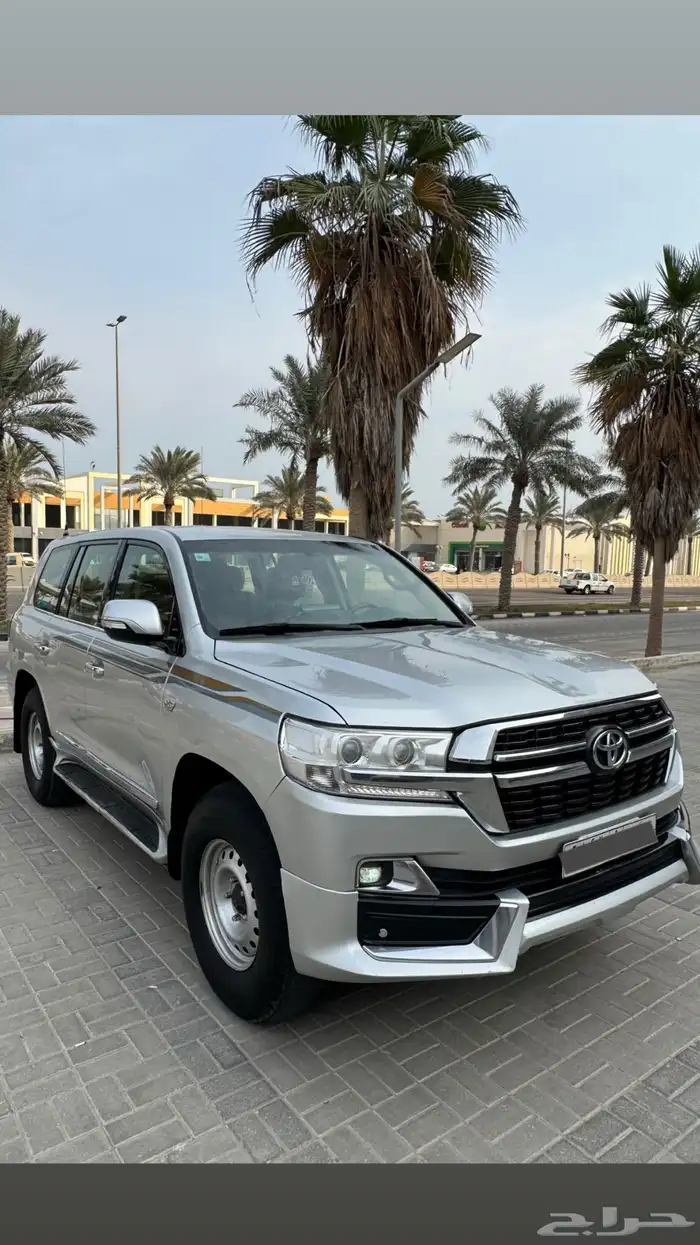 لاندكروزر 2009 محول 2021 1