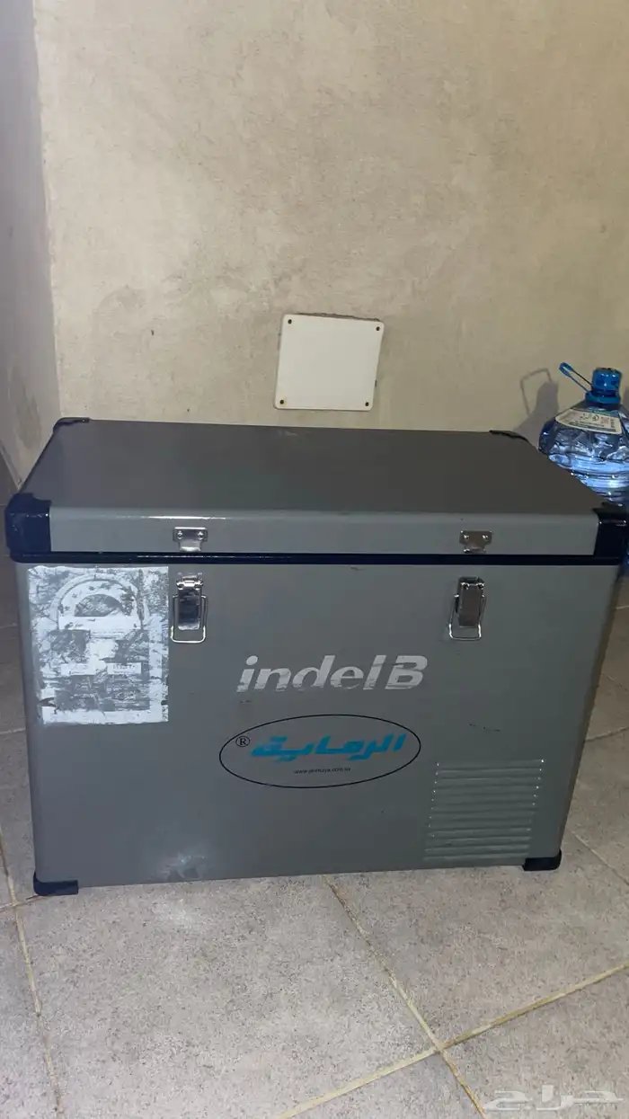 ثلاجة indel B للرحلات للبيع 0