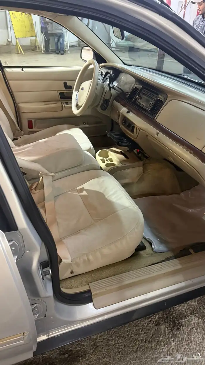 فورد كراون فكتوريا مدني 2012 9