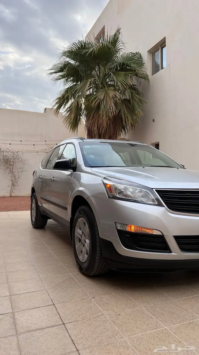 شفرولية ترافيس 2017V6 عداد قليل سعودي صيانات منتظمه بالوكال 8