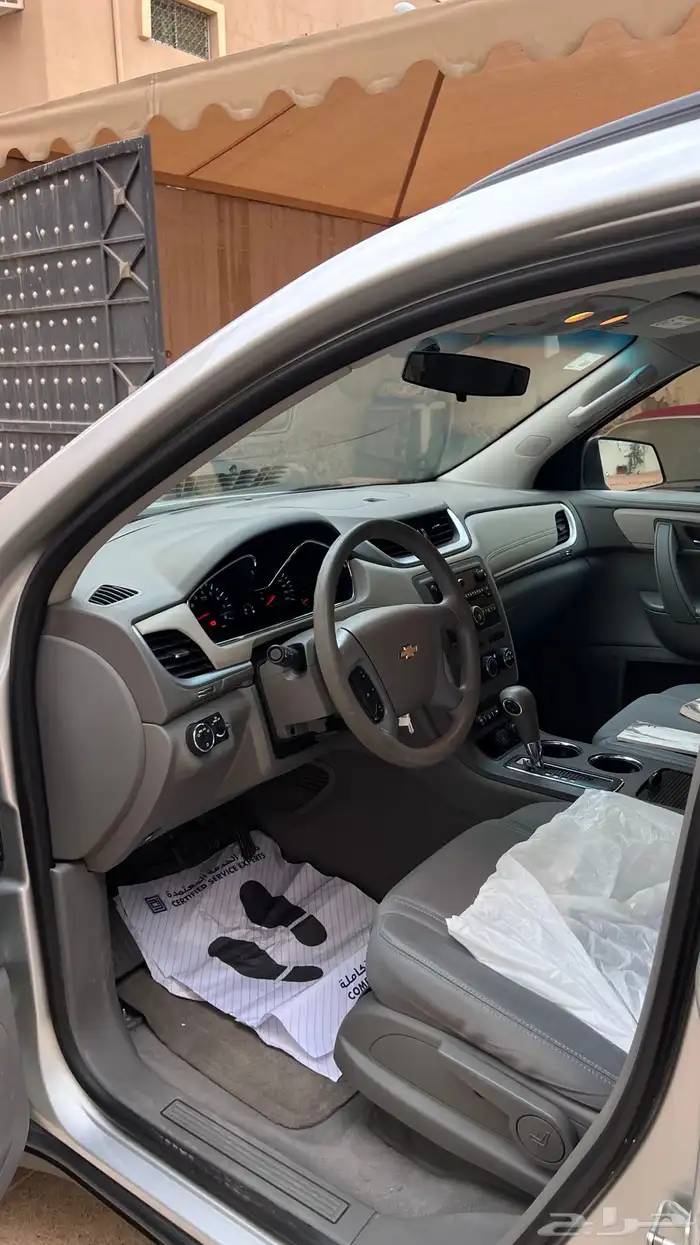 شفرولية ترافيس 2017V6 عداد قليل سعودي صيانات منتظمه بالوكال 41