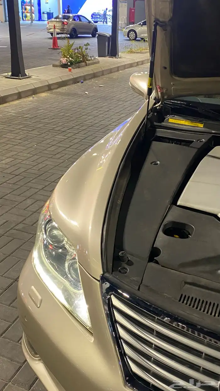 لكزس LS460 2010 شورت 32