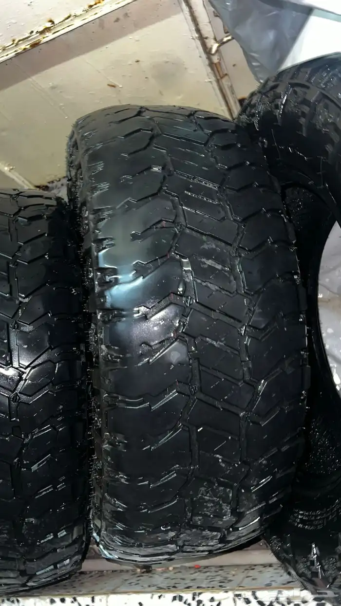 كفرات حجرية مقاس 18 5