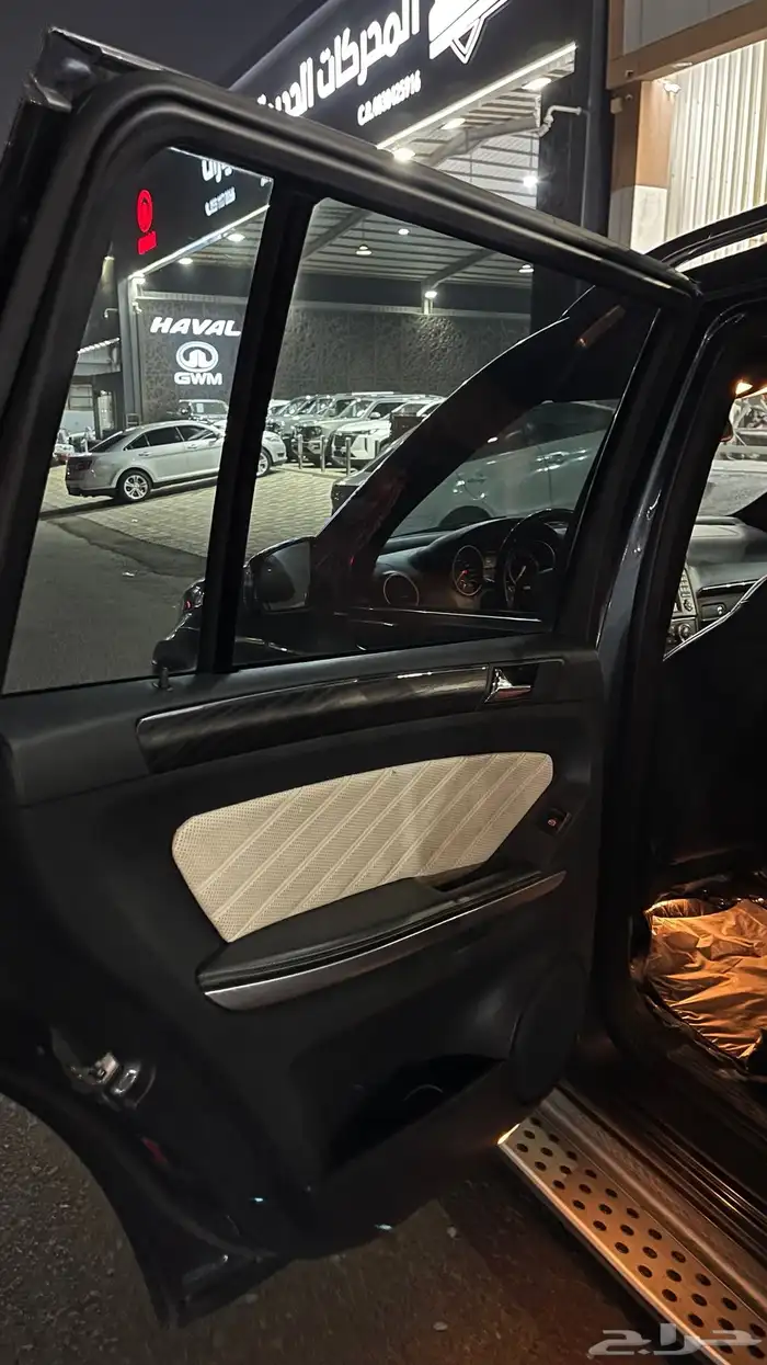 مرسيدس GL500 10