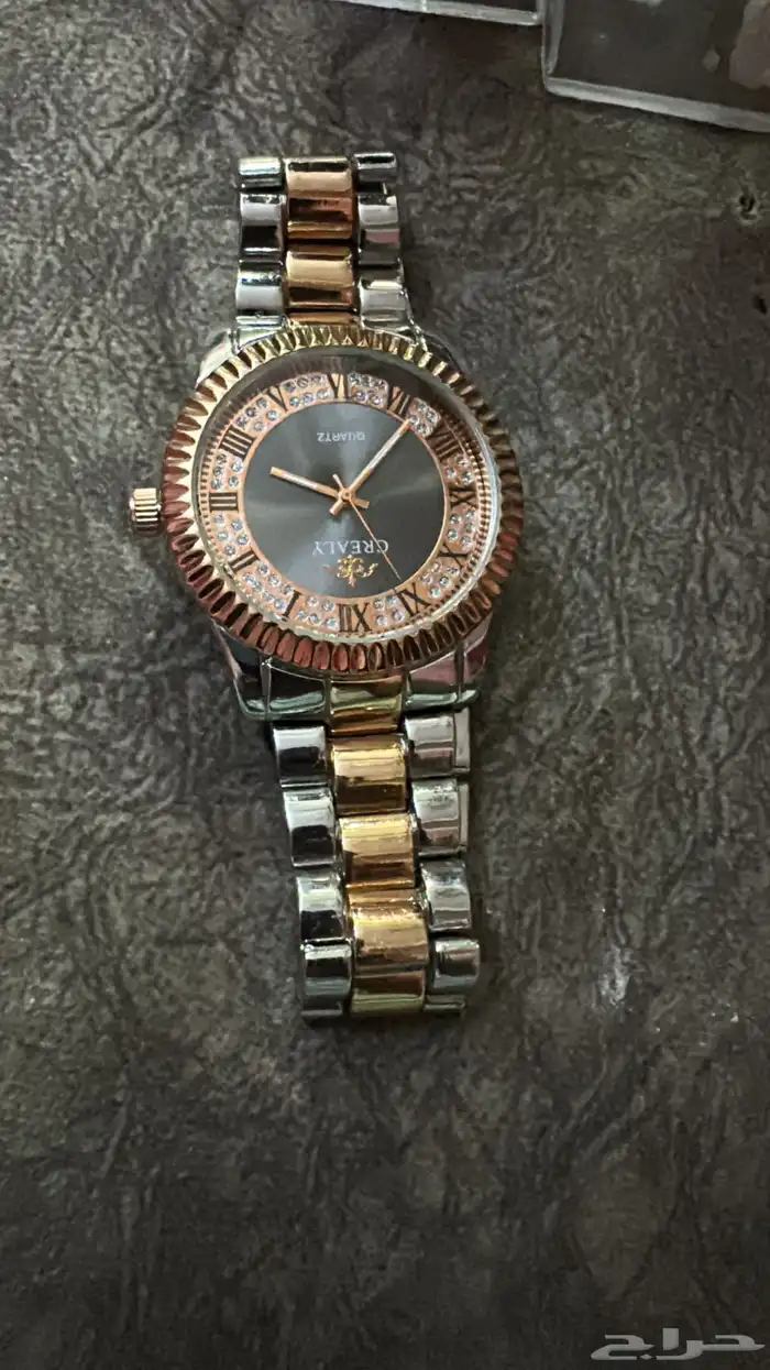 ساعات جديده وفخمه نسائي ورجالي اطقم ومفرد وزوجيه 0