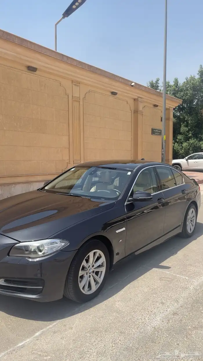 بي ام دبليو الفئه الخامسه 2015 0