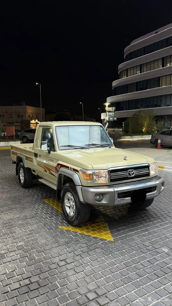 للبيع شاص 2013 سعودي ممشى قليل 17