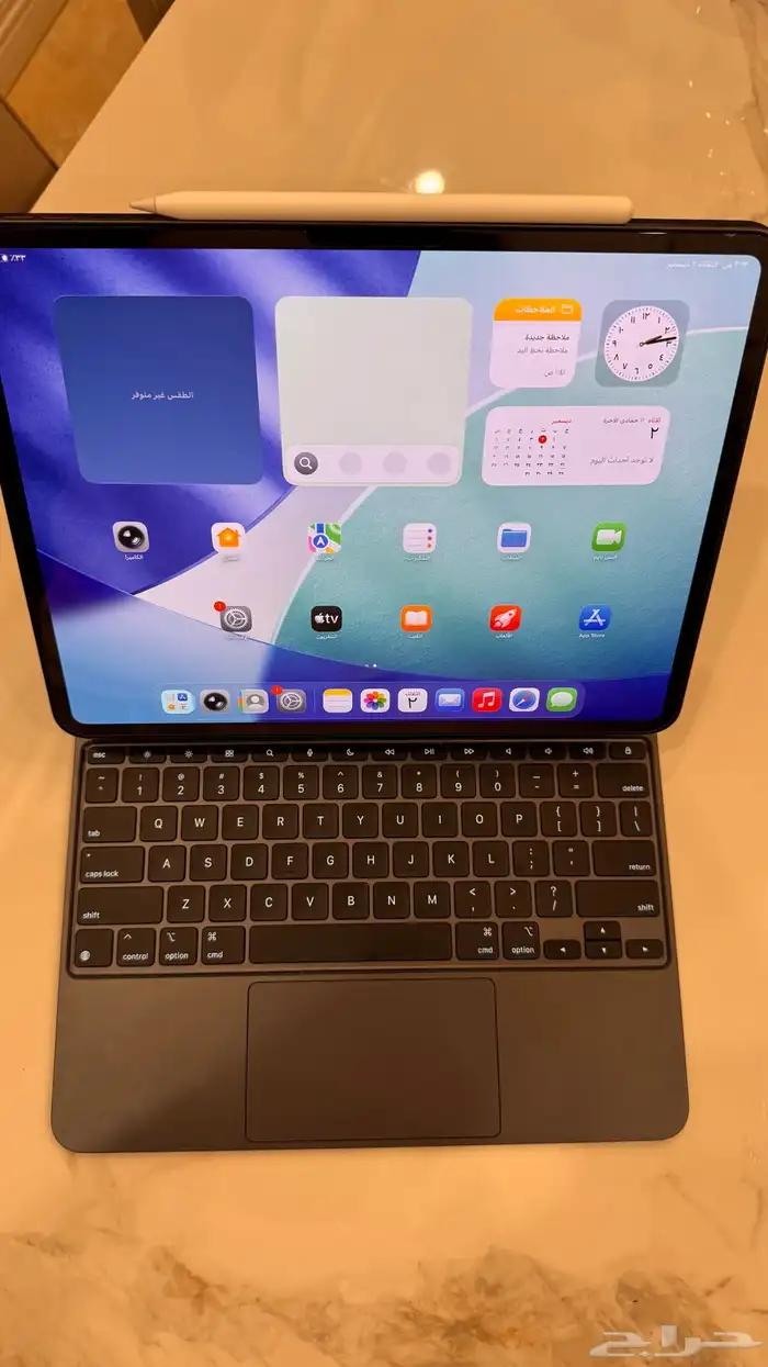 ايباد برو 13 m4 512 مع هدايا كيبورد وقلم 0