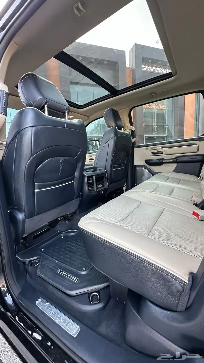 Dodge Ram Limited 2021 V8 64