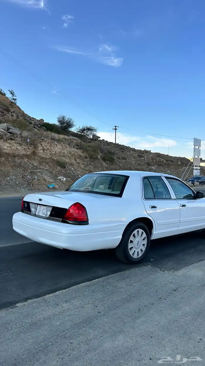 فورد فكتوريا 2012 2