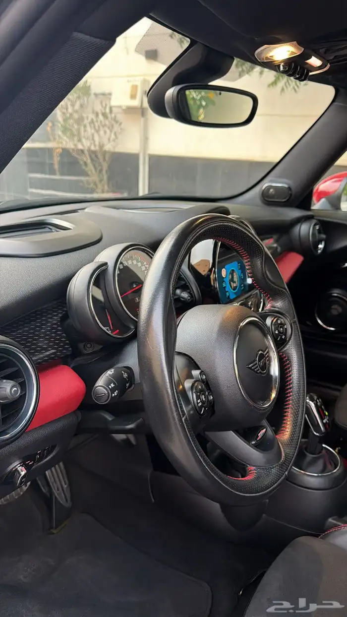 مني كوبر جون وورك 2020 58