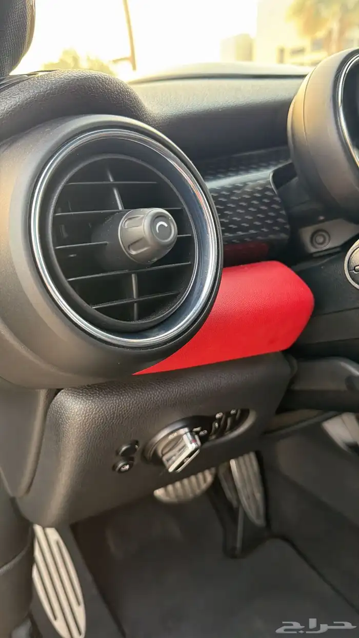 مني كوبر جون وورك 2020 27