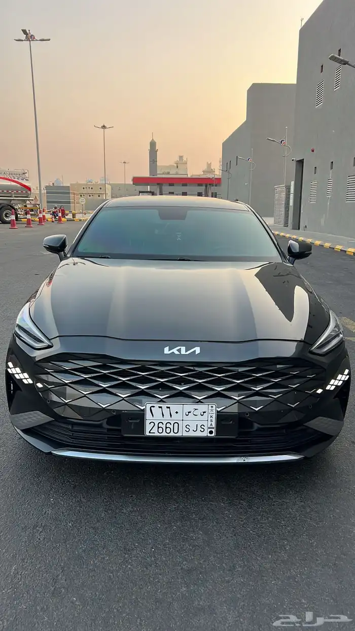 كيا 8 2023 5
