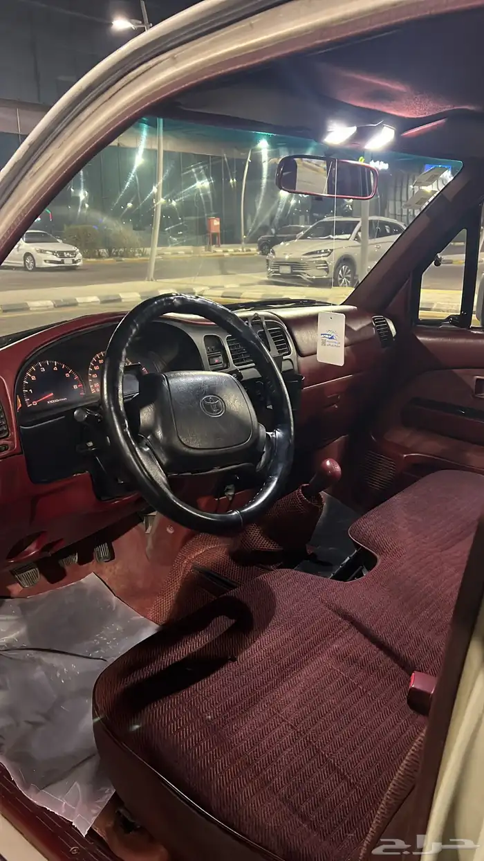 هايلكس موديل 2000 عداد 239 7