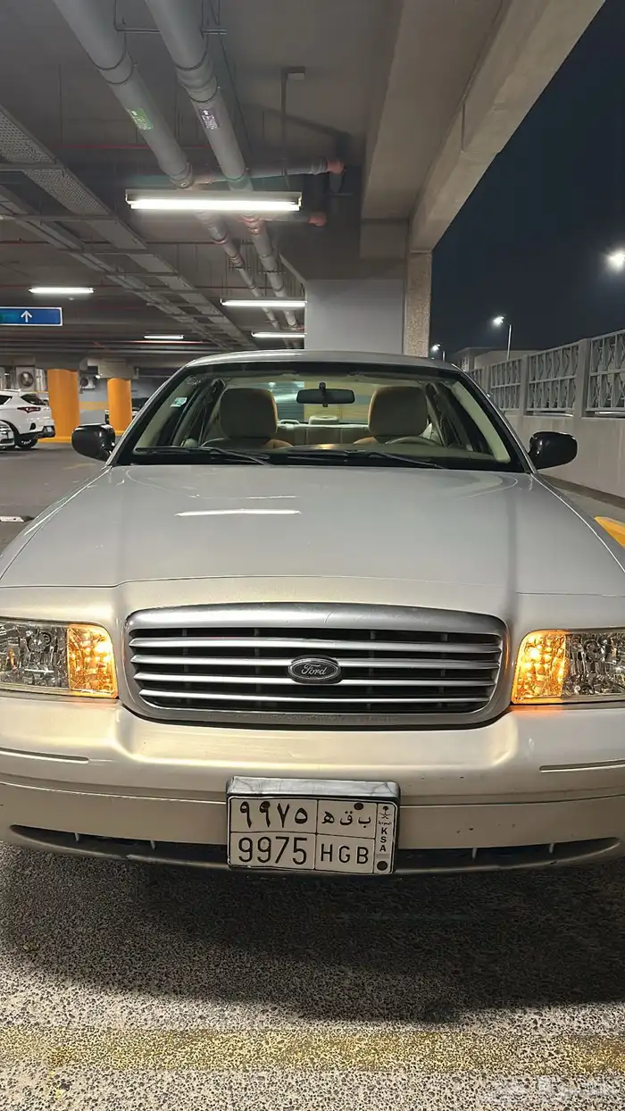 فورد فكتوريا 2011 6