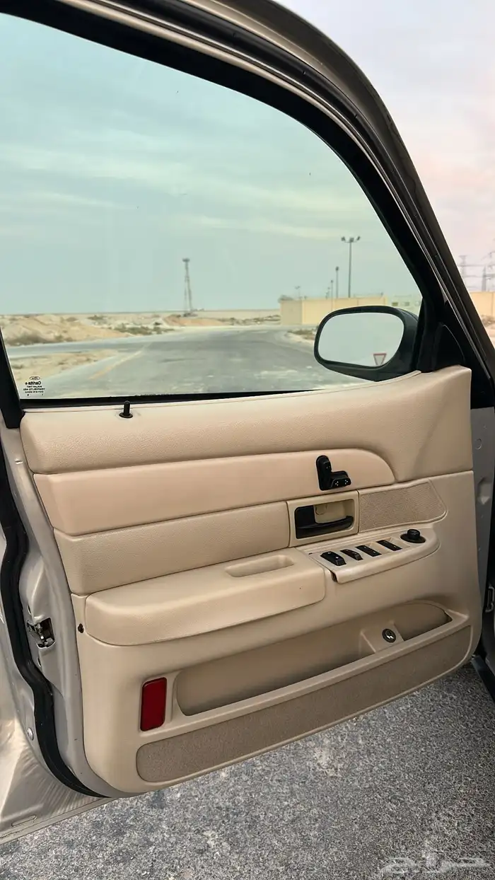 فورد فكتوريا 2011 26