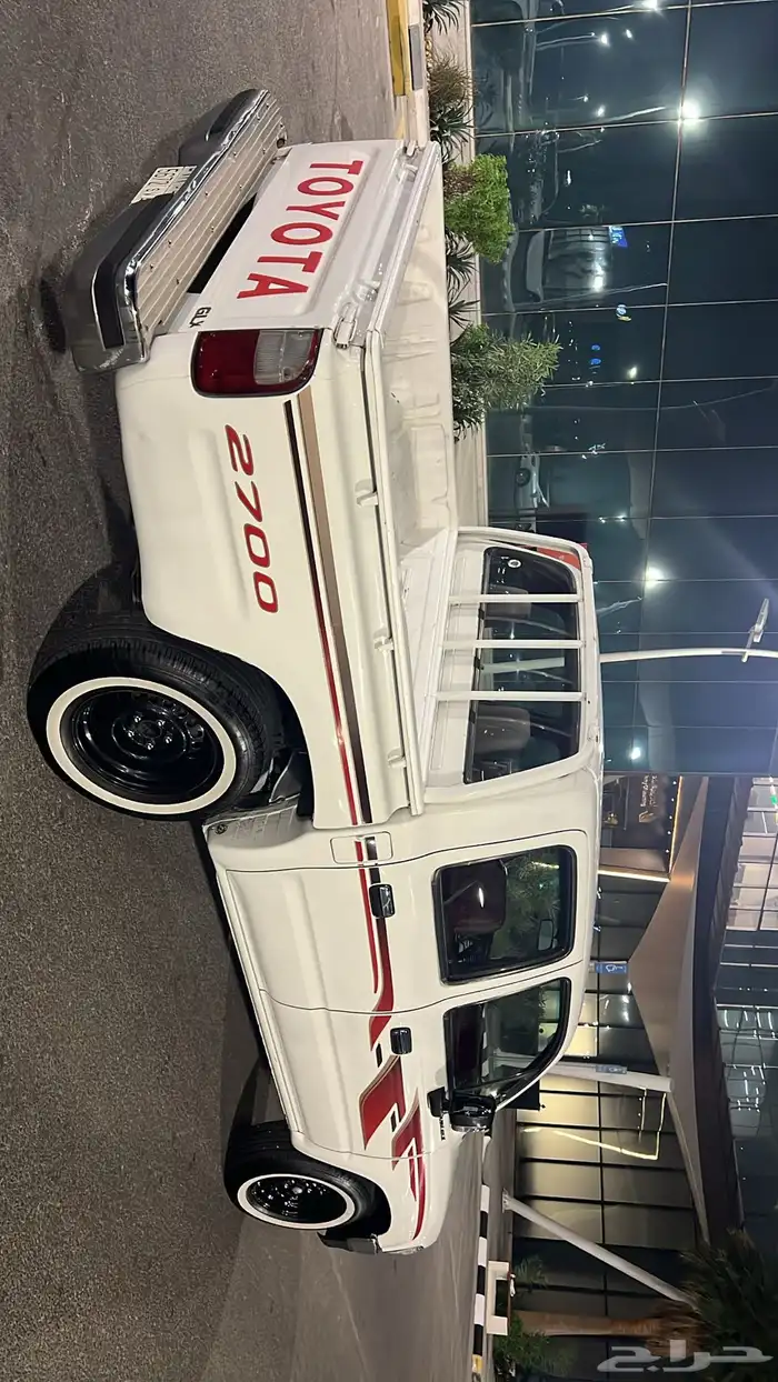 هايلكس موديل 2000 عداد 239 3