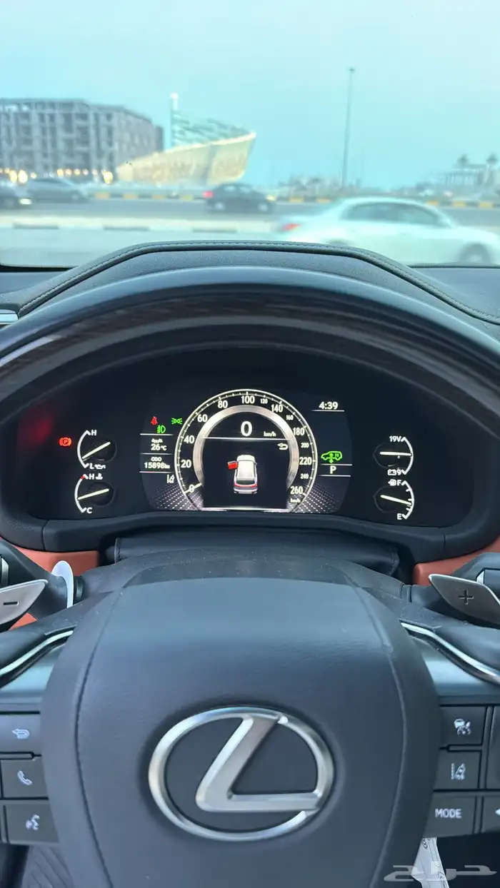 جيب لكزس LX 600 VIP 2023 16