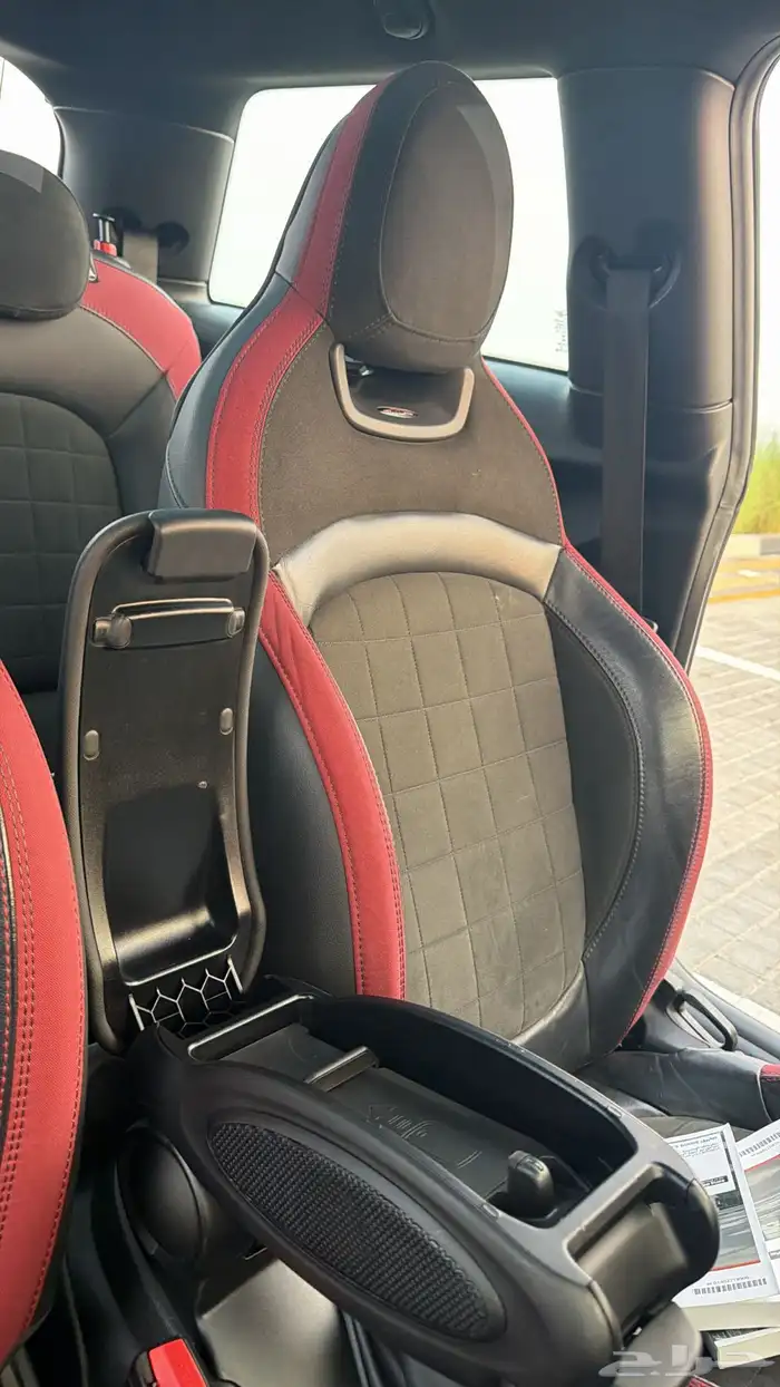 مني كوبر جون وورك 2020 45