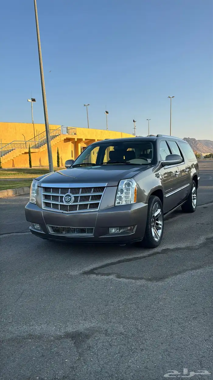 اسكاليد طويل سعودي 2012 2