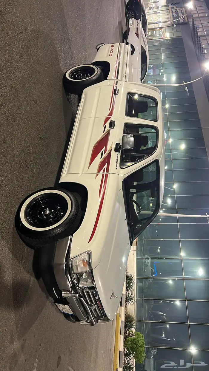 هايلكس موديل 2000 عداد 239 1