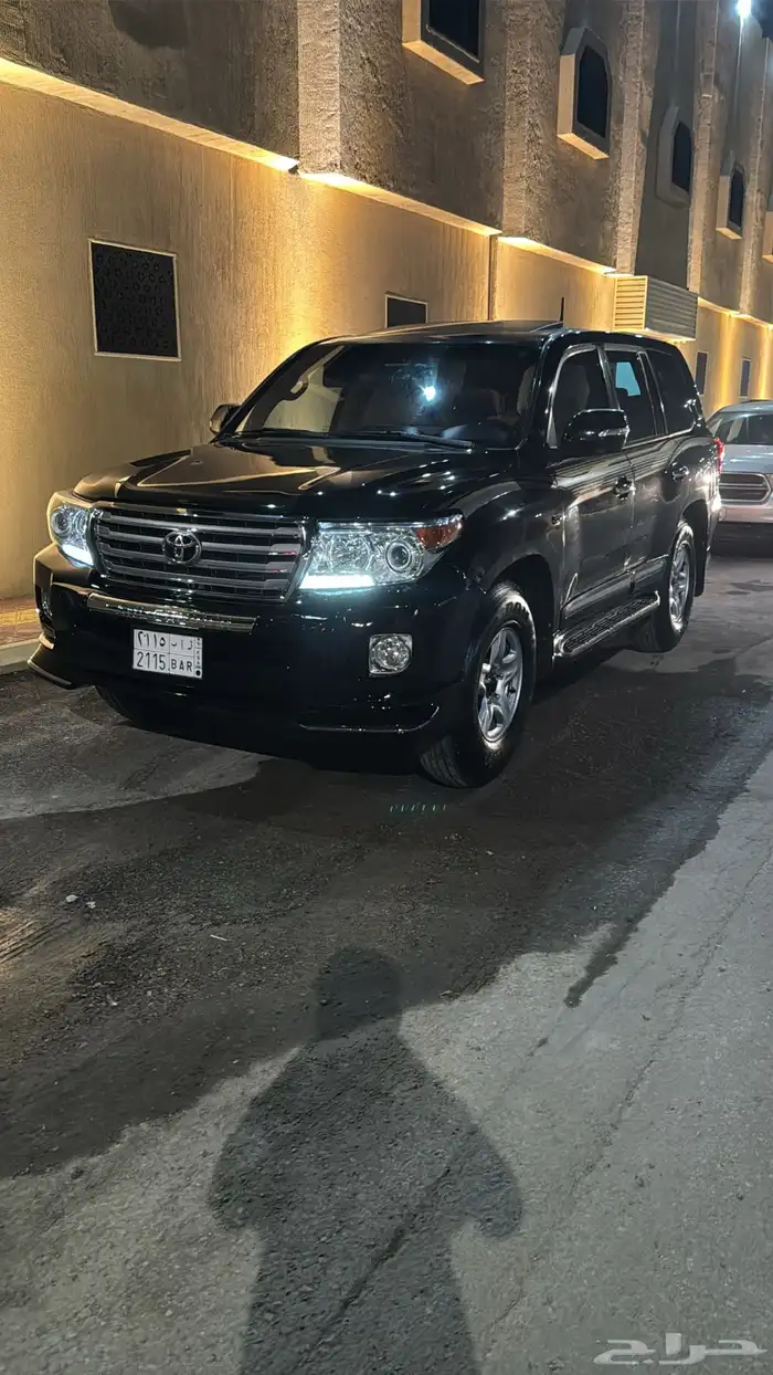 جيب تويوتا GX.R مرهم 15 VX.R موديله 2011 0