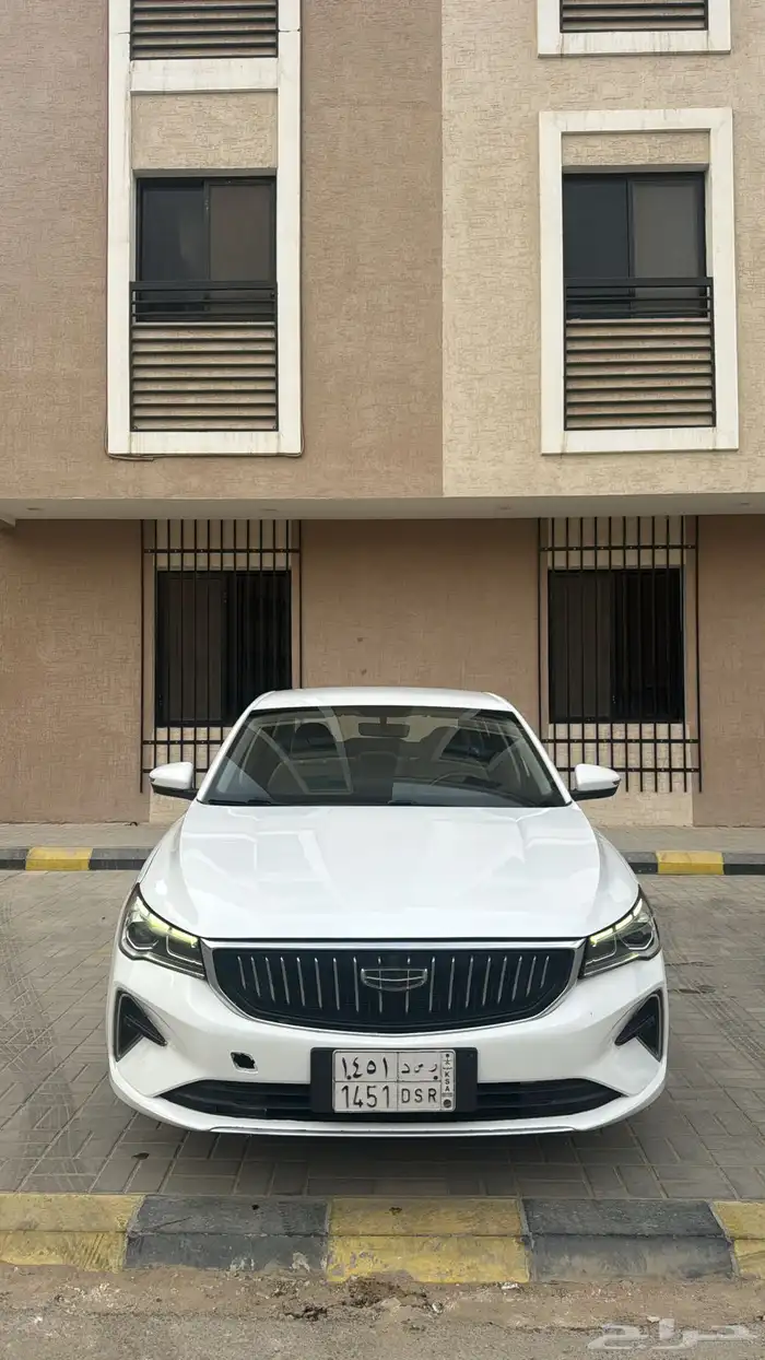 جيلي ام جراند 2023 0