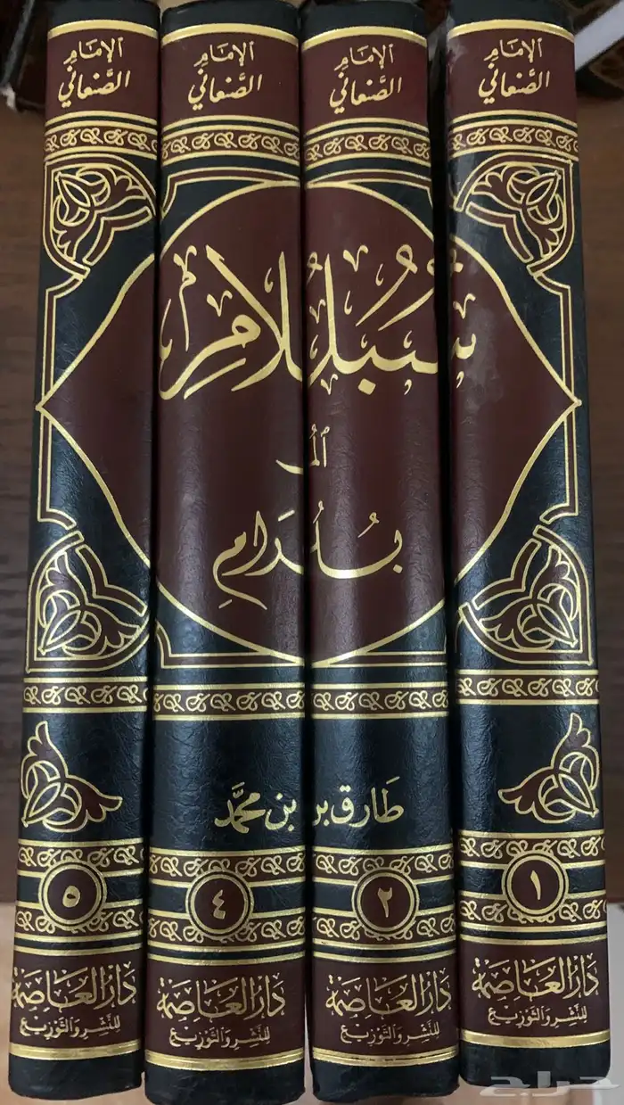 للبيع كتب جديدة   حالة ممتازة 2