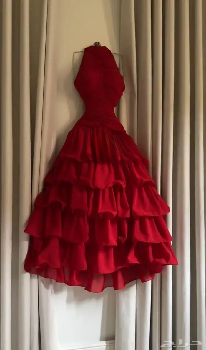 فستان يقطر انوثه 0