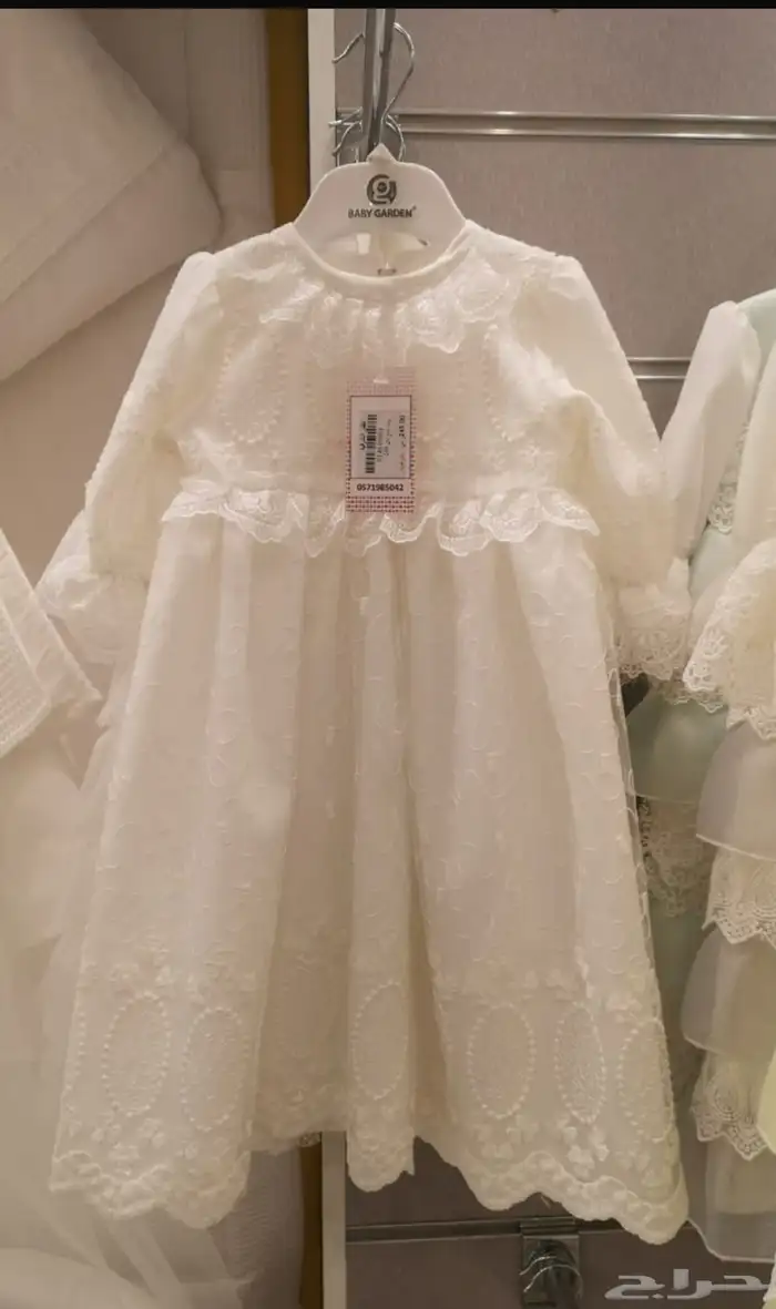 فستان سابع مواليد  قبعة 0-3 افوايت جديد بورقه ما انلبس 0