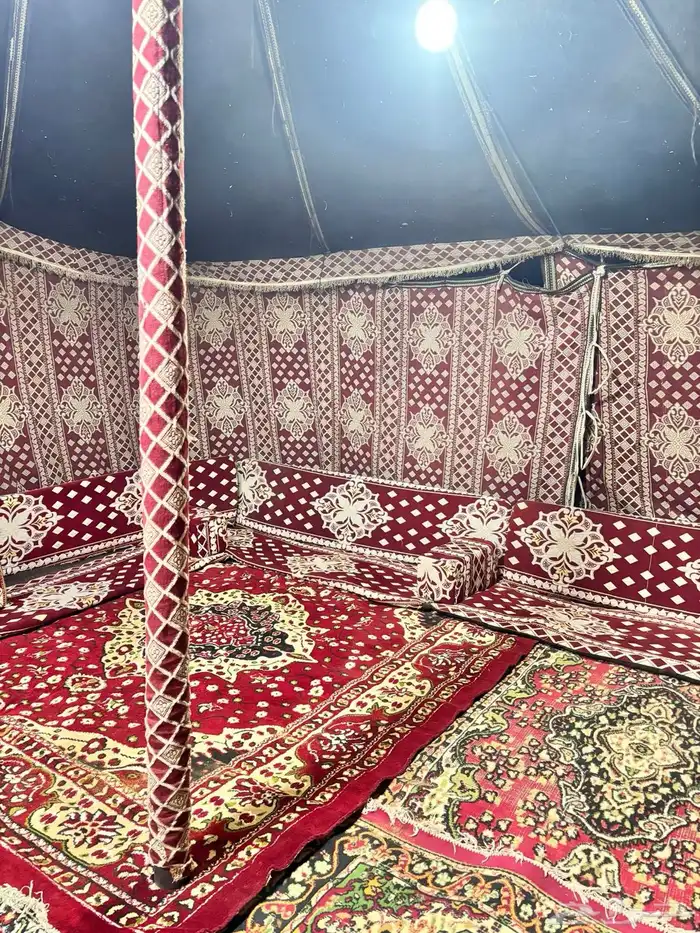 مخيم للايجار ب المزاحميه 1