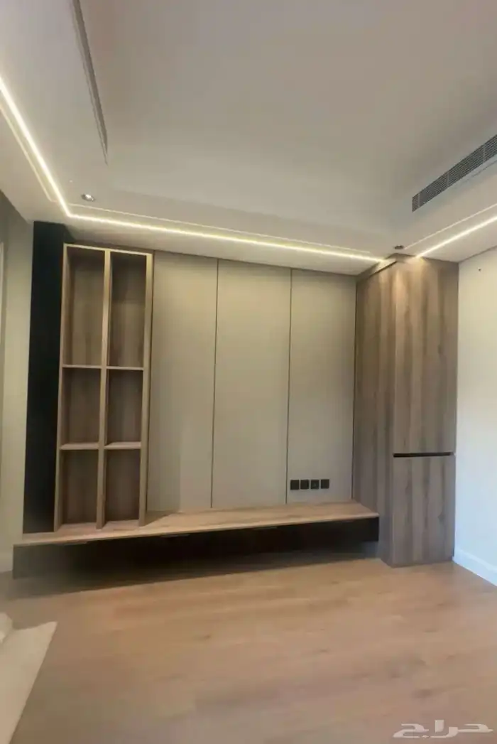 تفصيل غرف نوم وتركيب ديكورات خشبية والتنجيد ودهان الأبواب 9