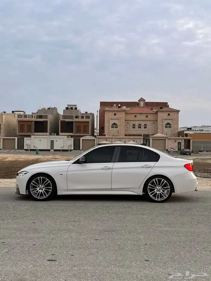 بي أم دبليو 320i 5