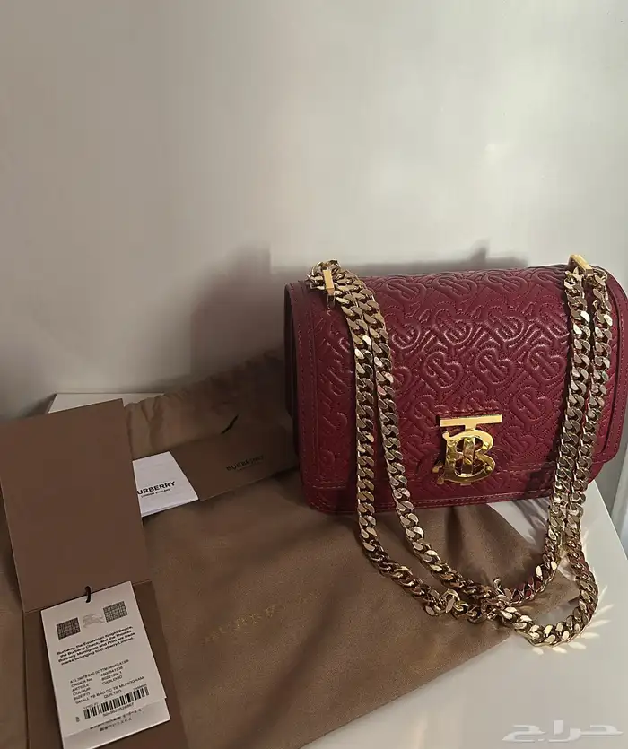 للبيع شنطة بربري نسائية اصلية 1