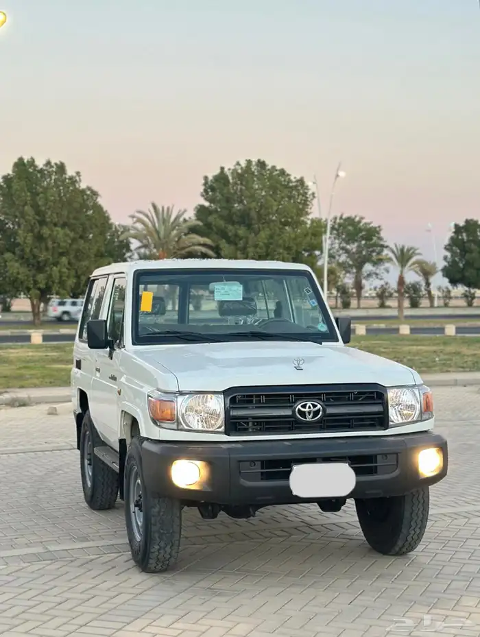 جيب ربع 2023 بوليسي 3