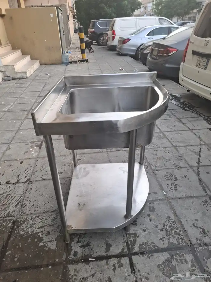 معدات مطعم 0