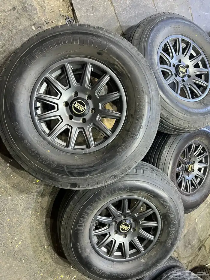 جنوط برايد جيب 2023 6 مسمار مع كفرات بالون هامان مقاس900 17 12