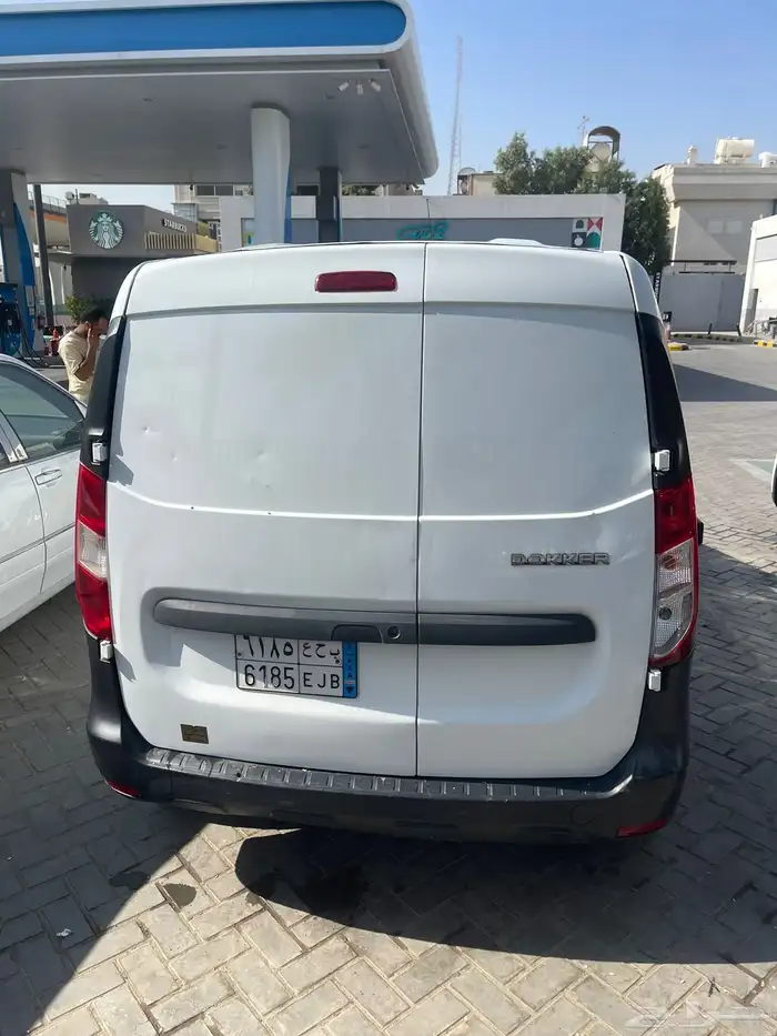 رينو فان بضاعة 2017 نظيف 5