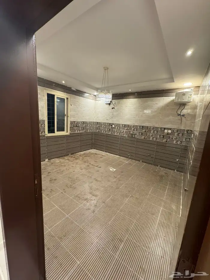 شقة للإيجار في حي مريخ التيسير 5