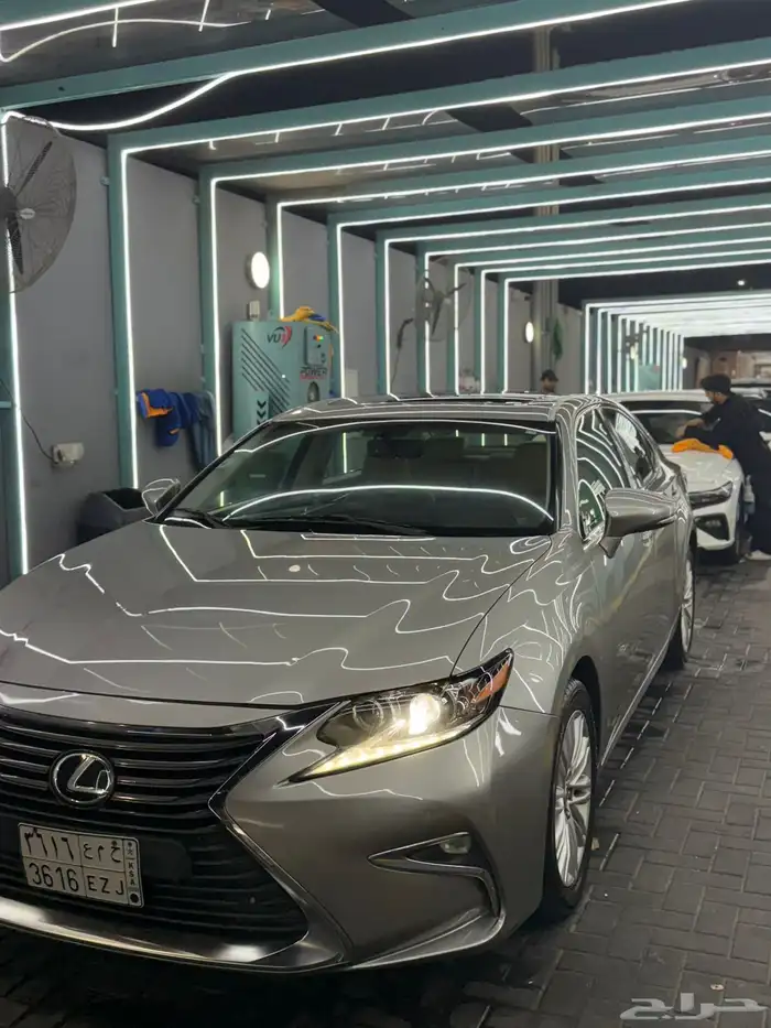 لكزس ES250 موديل 2016 عبداللطيف جميل المفتاحين موجدين مالك2 2