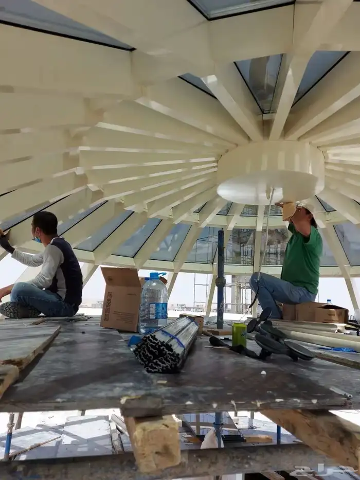 المنيوم ابواب شبابيك واجهات -شيورات -قبب 24