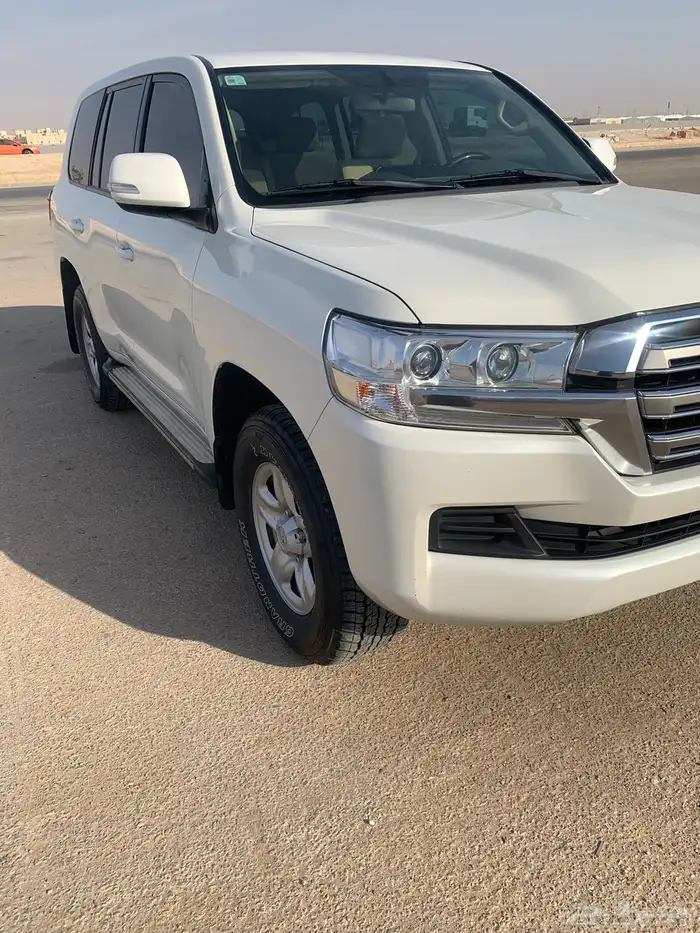 للبيع جكسار رقم 1 سعودي موديل 2021. 1